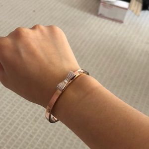 Rose Gold Bow Bangle
